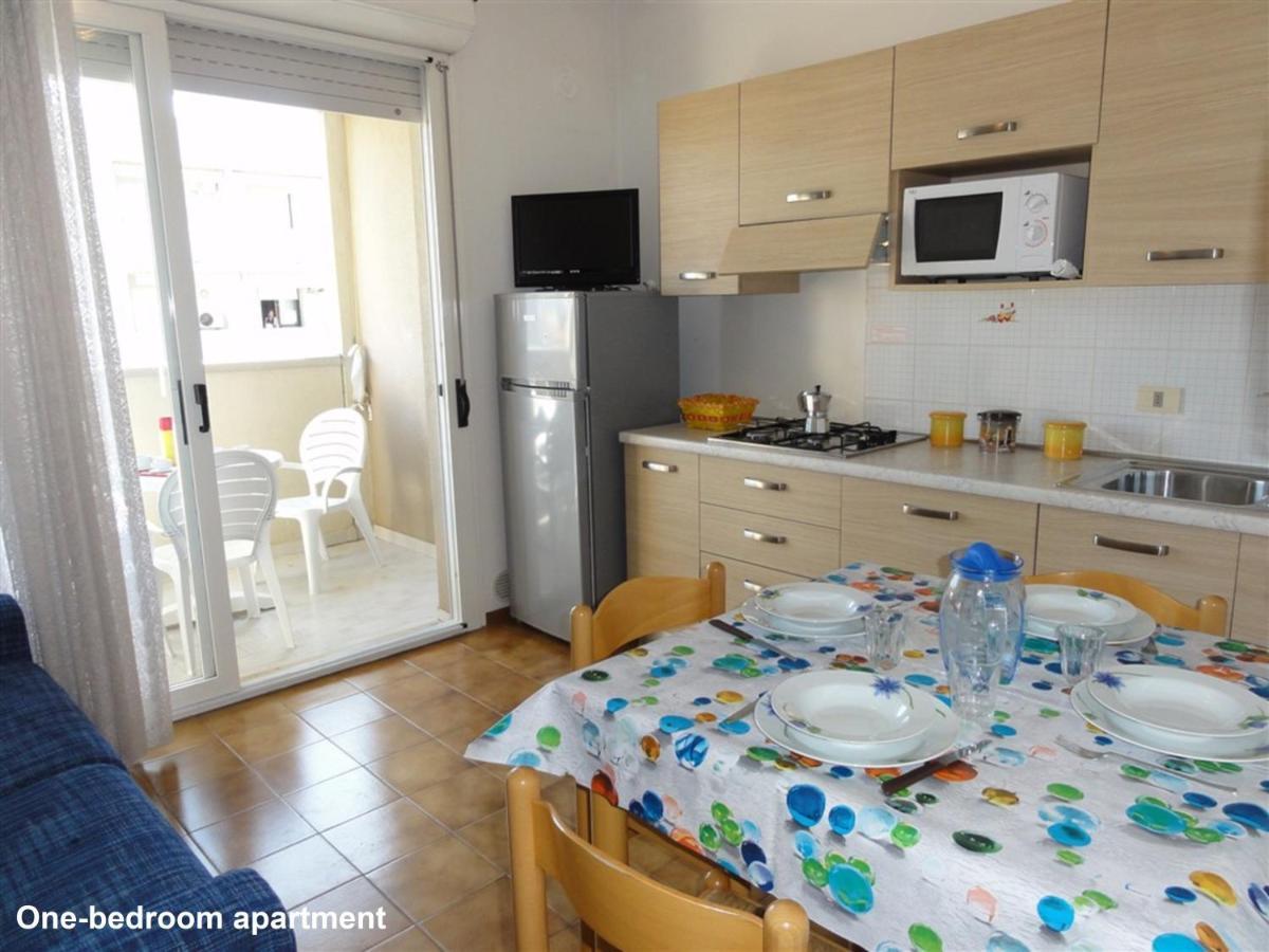 Isola Clara - Appartamenti Bibione Eksteriør billede
