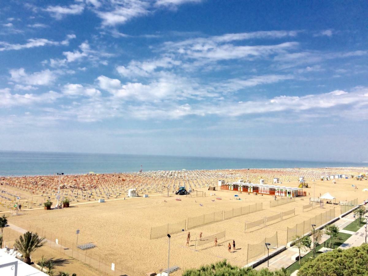 Isola Clara - Appartamenti Bibione Eksteriør billede