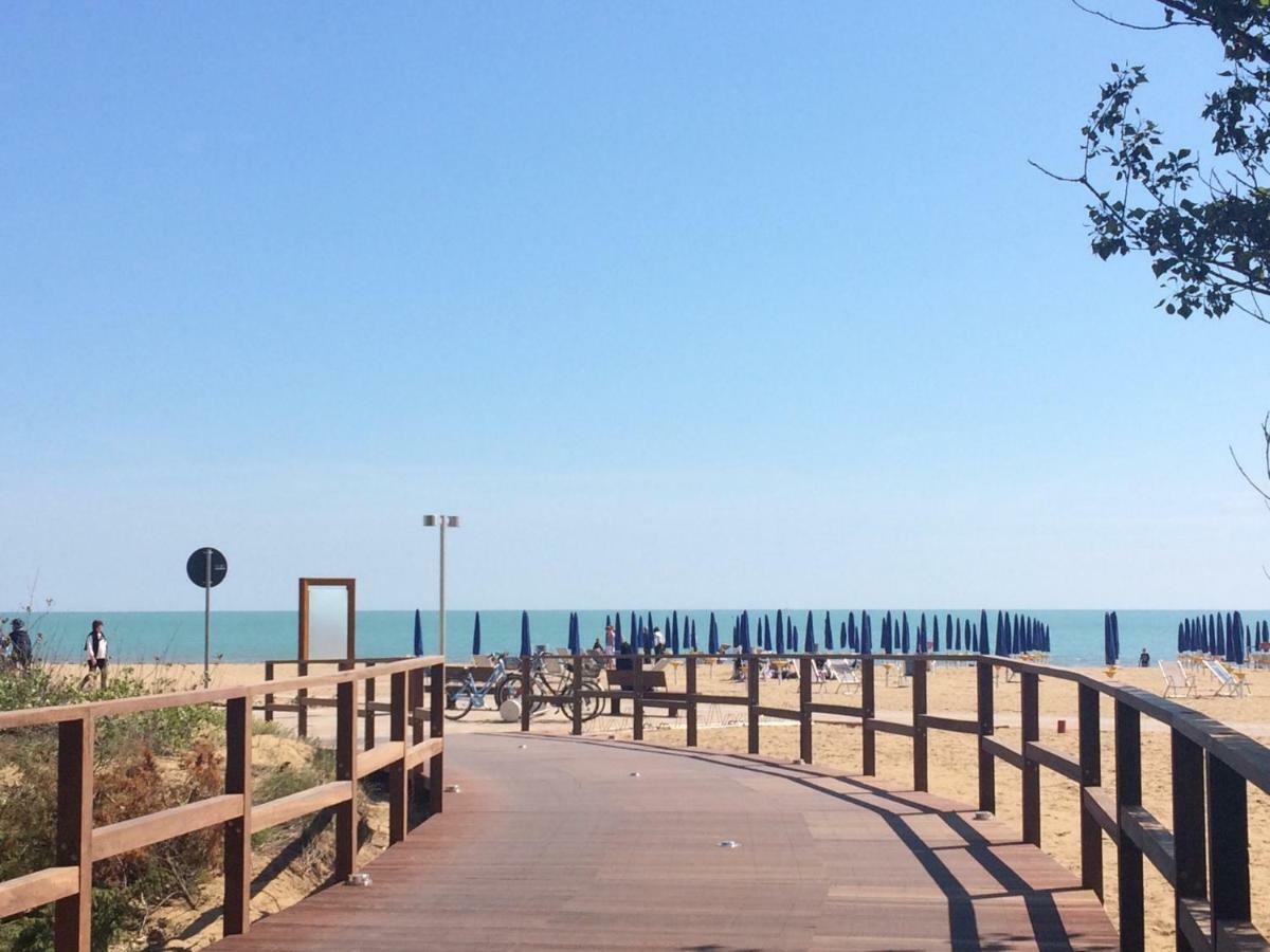 Isola Clara - Appartamenti Bibione Eksteriør billede